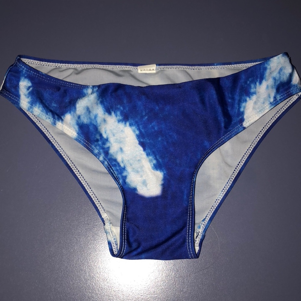 Marble bikini bottoms